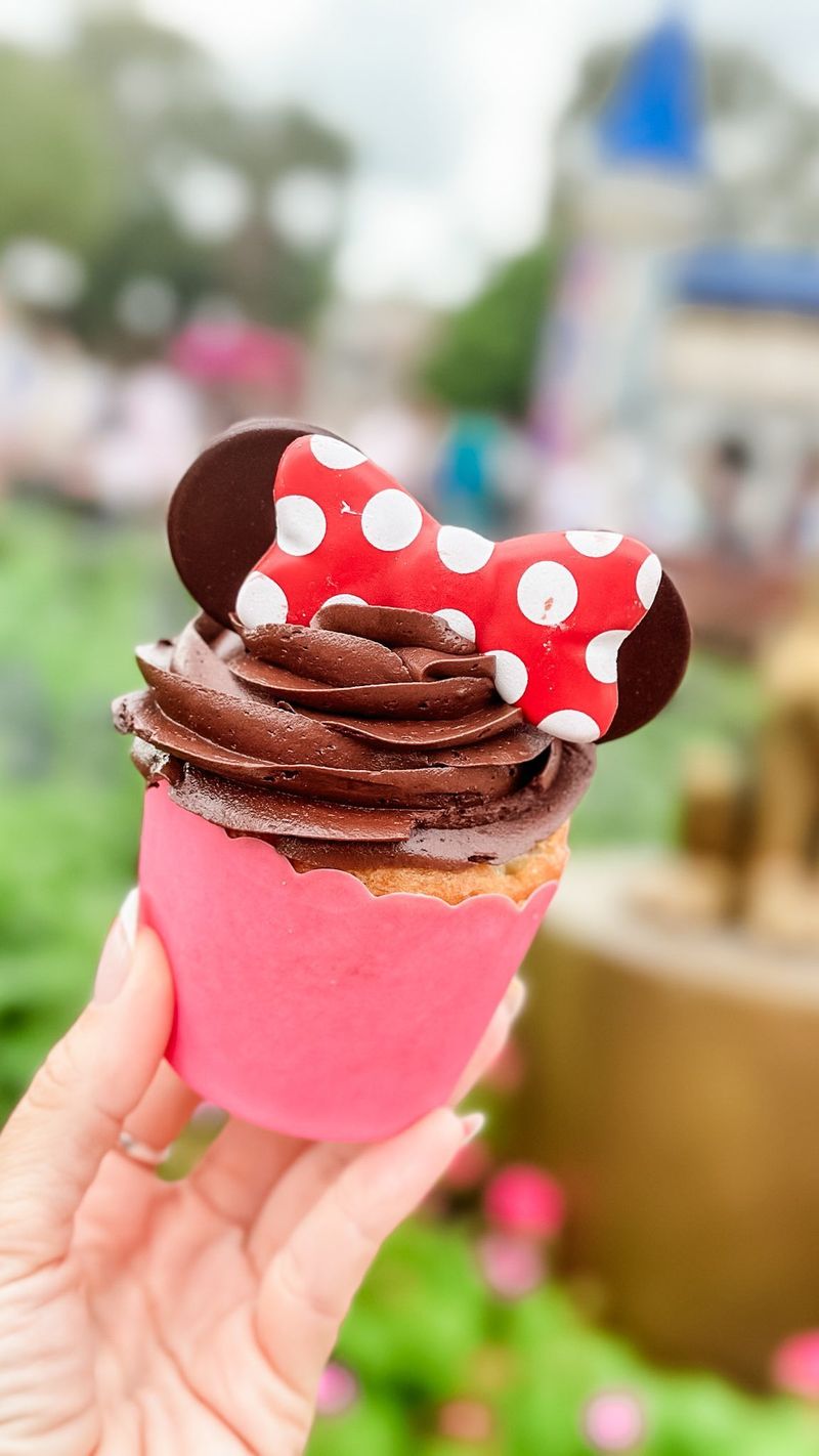 Mickey Cupcake