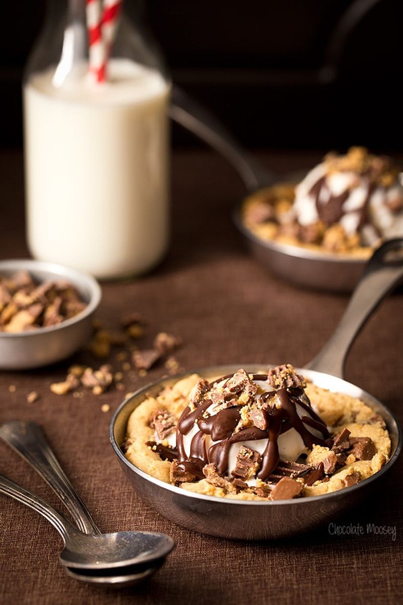Peanut Butter Cup Skillet