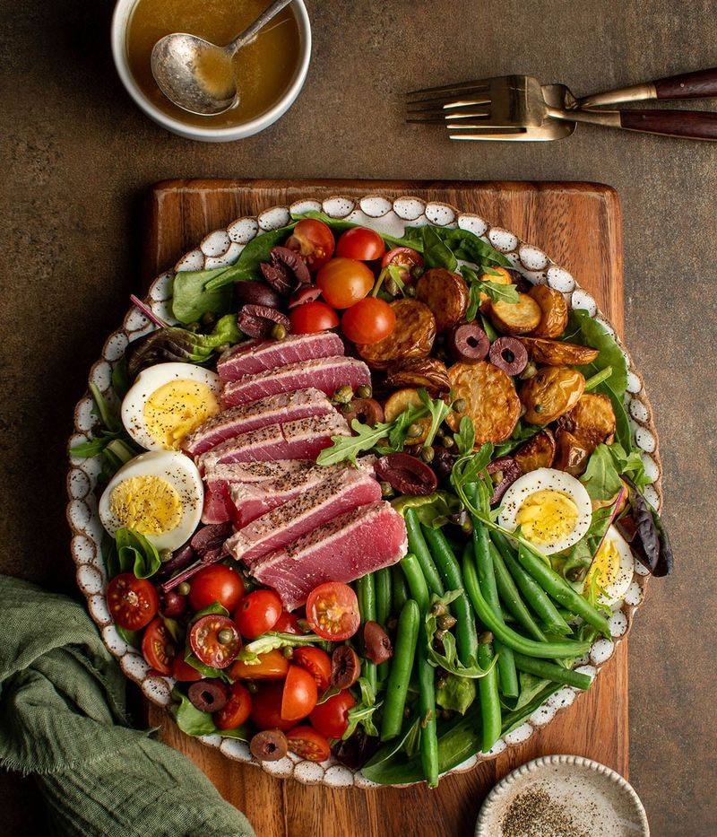 Tuna Niçoise-Style Steaks