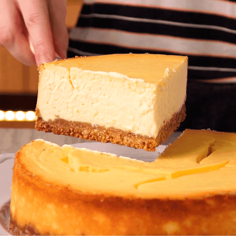 Chandler's Cheesecake Theft