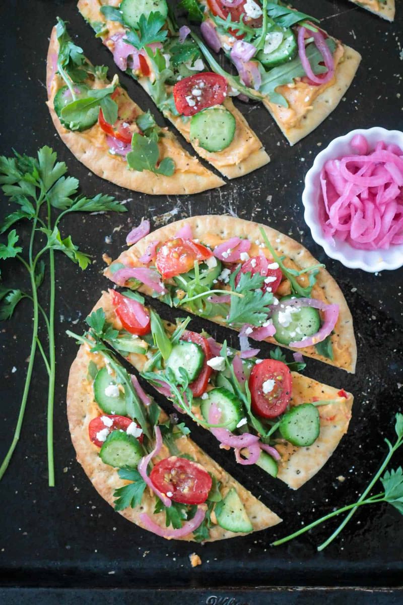 Naan Flatbread With Hummus And Veggies