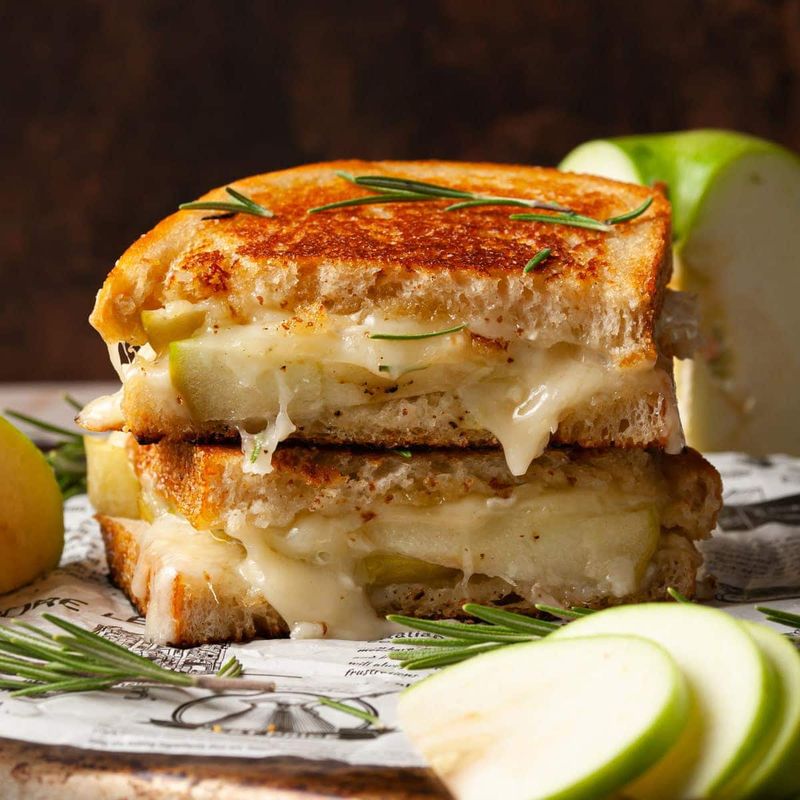 Grilled Cheese With Apple Slices