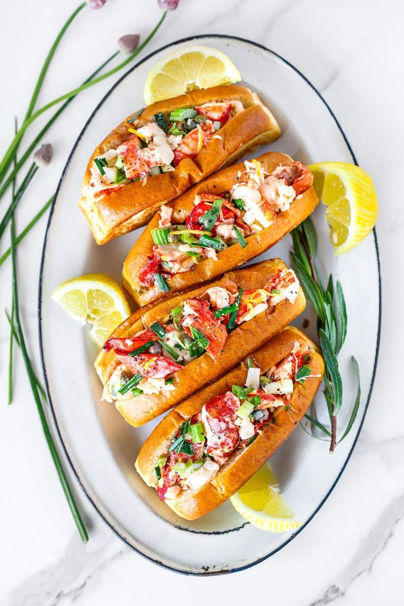 Lobster Rolls With Minimal Fuss
