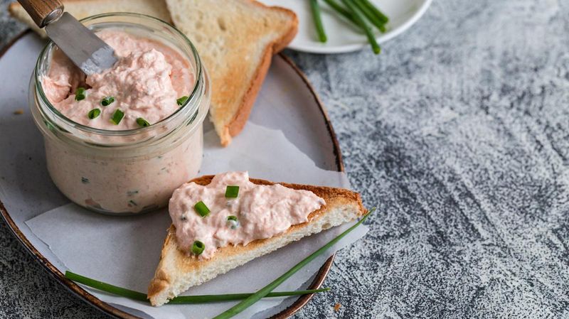 Specially Selected Smoked Salmon Dip