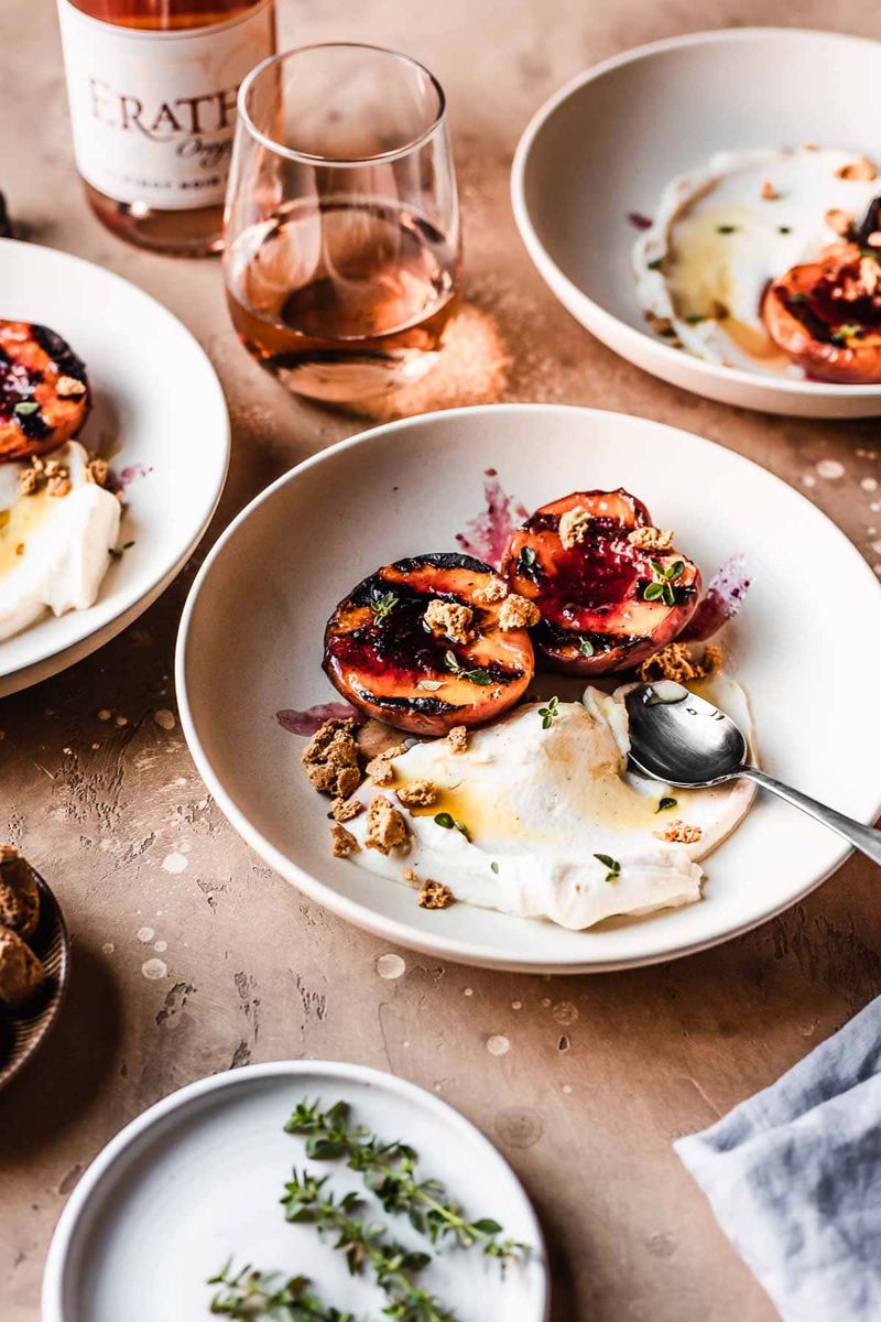 Grilled Peaches With Honey-Mascarpone