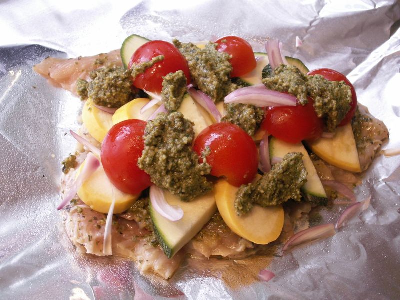 Pesto Chicken With Cherry Tomatoes