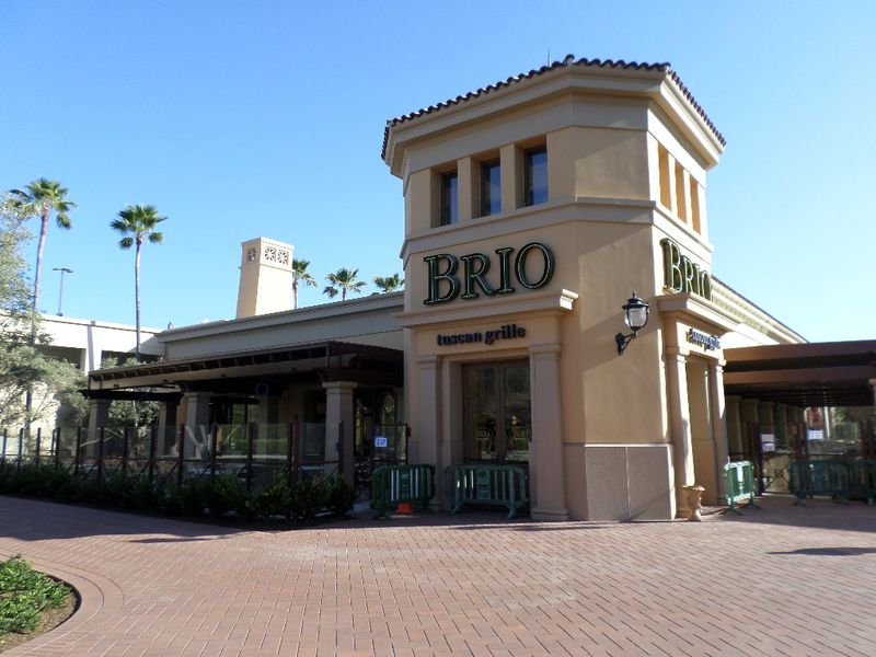 Brio Tuscan Grille: Sophisticated Tuscan Retreat
