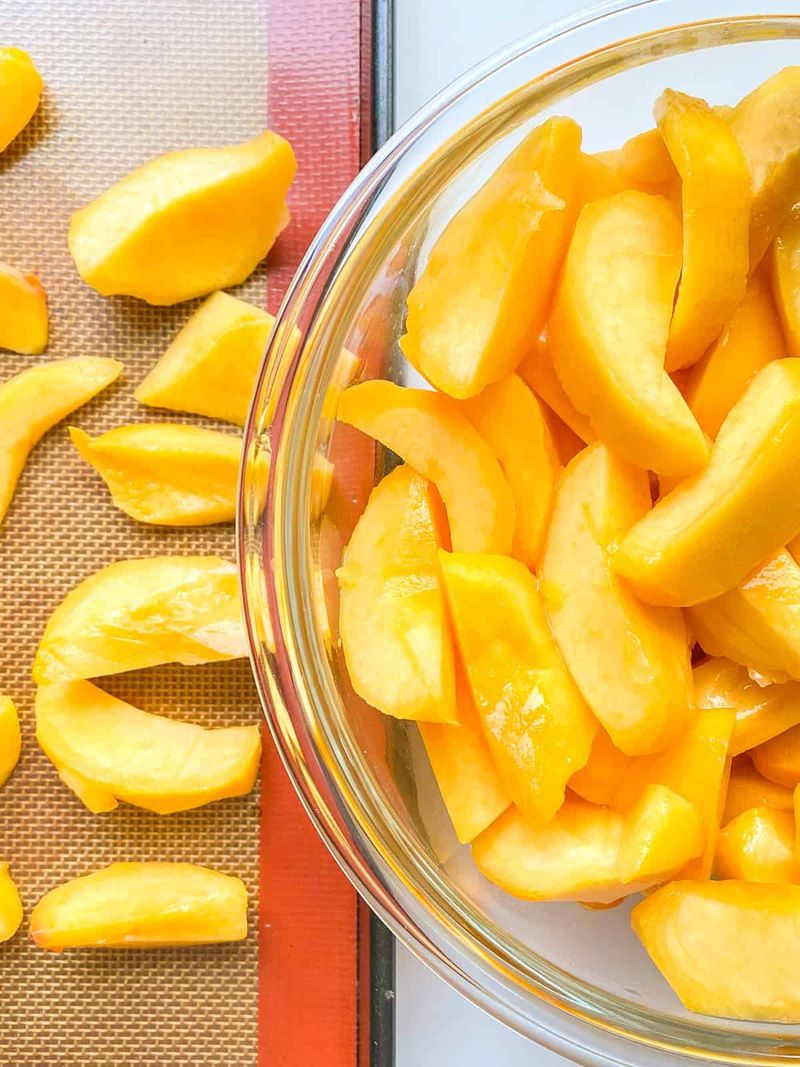 Slice Large Fruits For Freezer Success