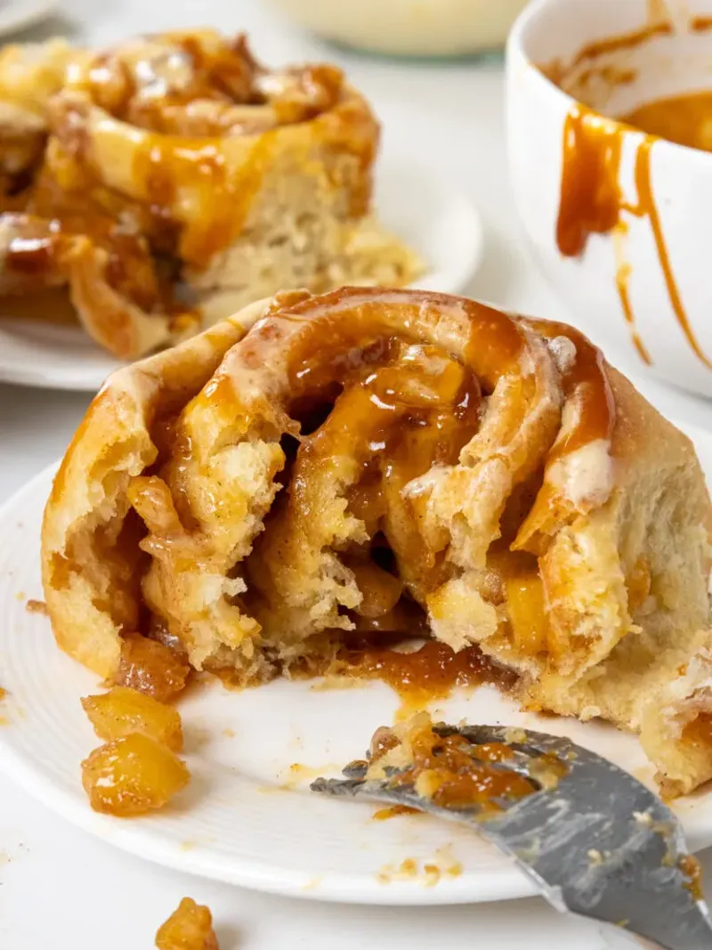 Apple Pie Cinnamon Rolls