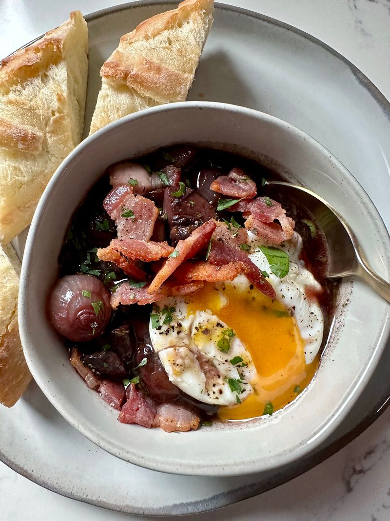 Oeufs En Meurette