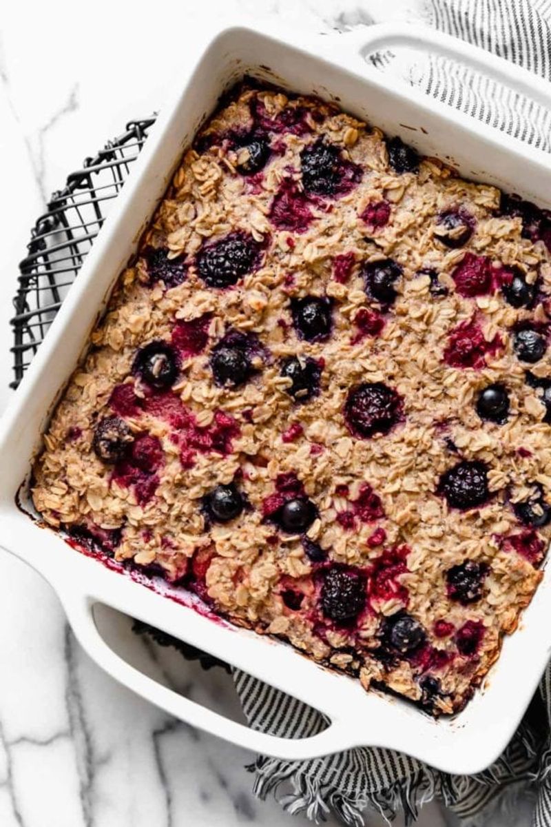 Berry Oatmeal Bake