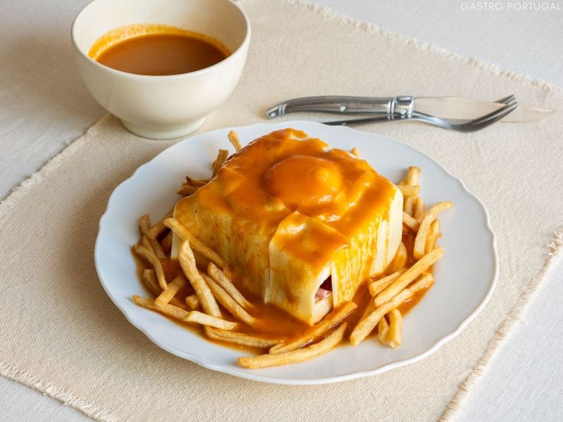 Francesinha (Portugal)