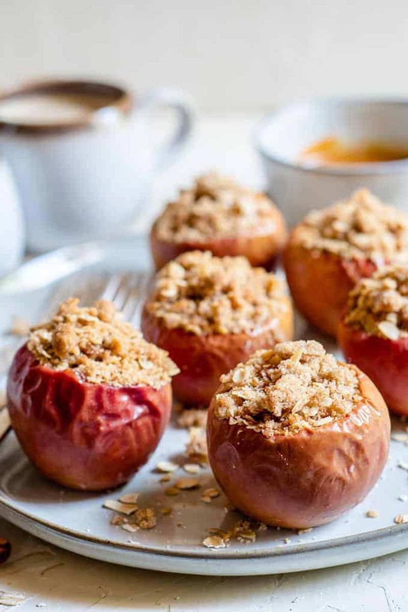 Oatmeal Stuffed Baked Apples
