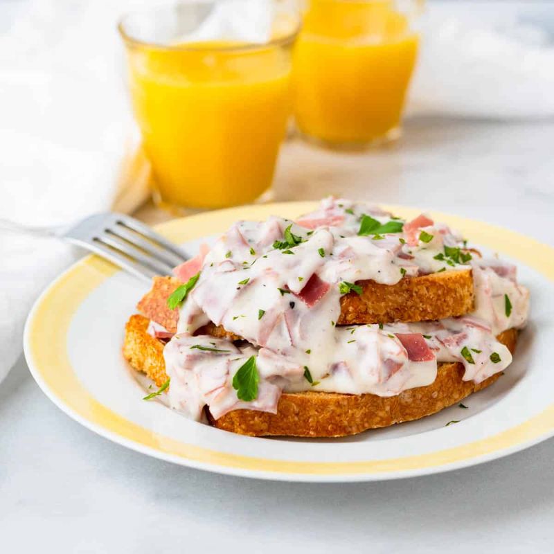 Creamed Chipped Beef On Toast