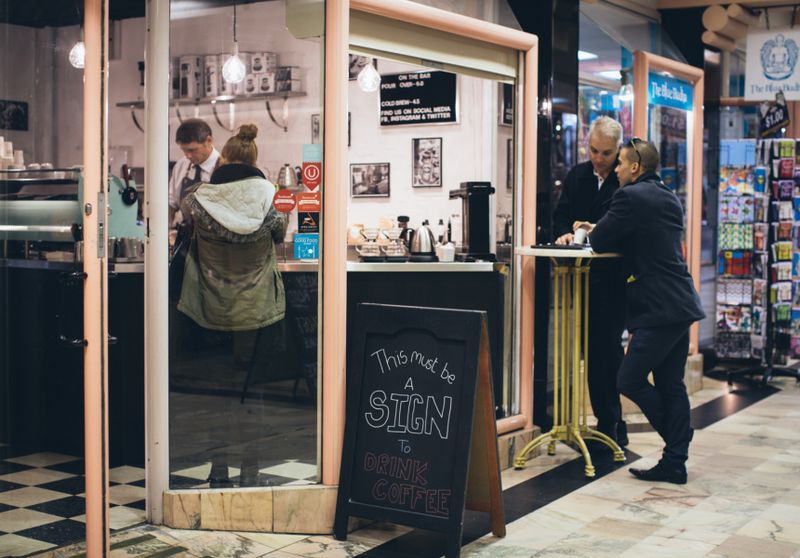 Standing-Room-Only Eateries
