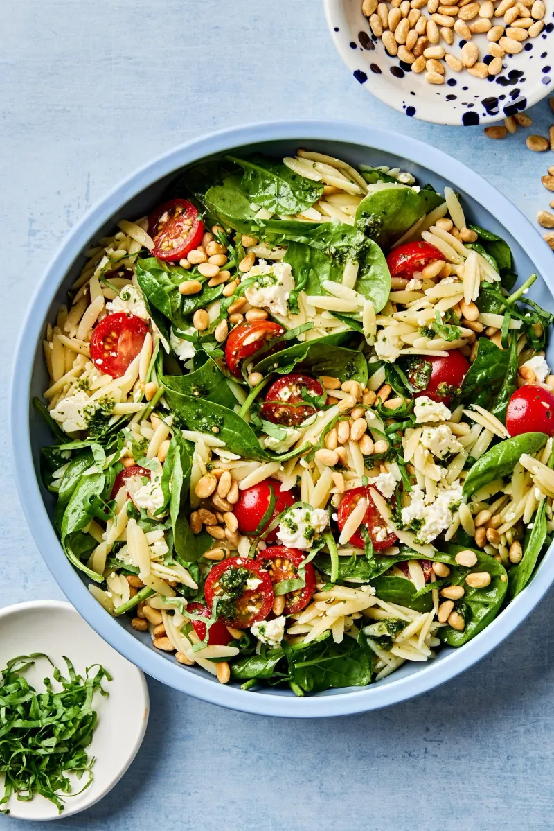 Spinach-Orzo Salad With Chickpeas