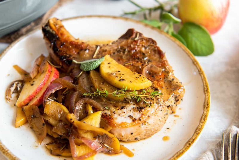 Rustic Pork Chops With Apples And Onions