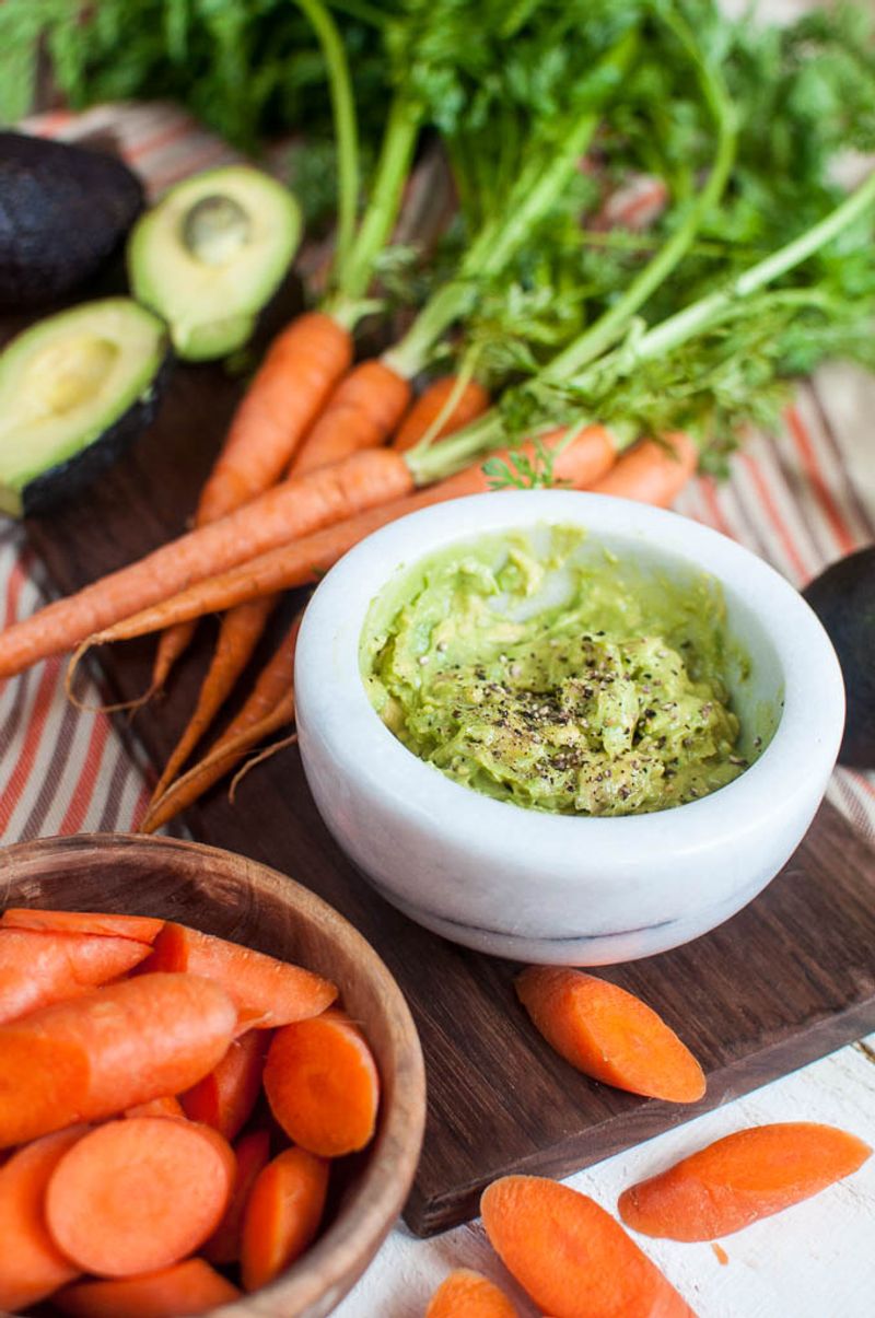Baby Carrots With Guacamole