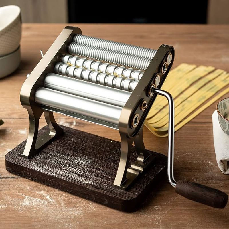 Hand-Cranked Pasta Makers Honor Italian Tradition