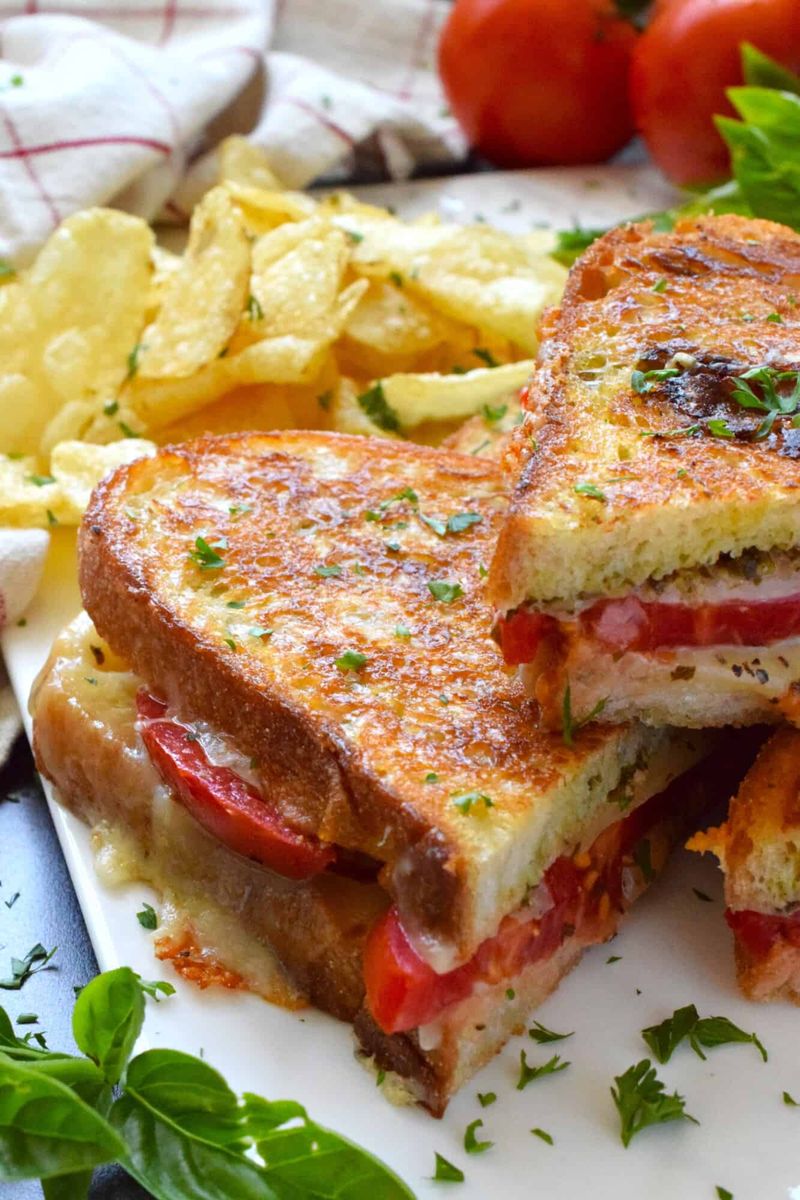 Grilled Cheese with Tomato