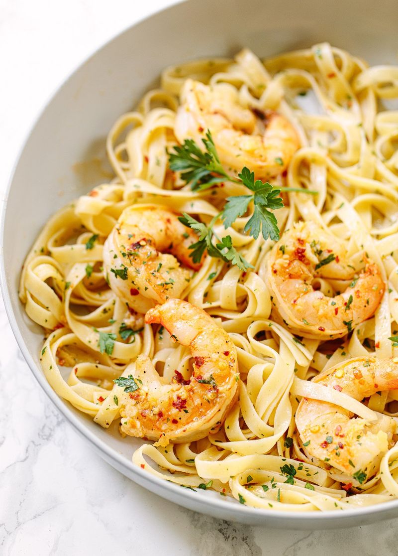 Garlic Butter Shrimp Spaghetti