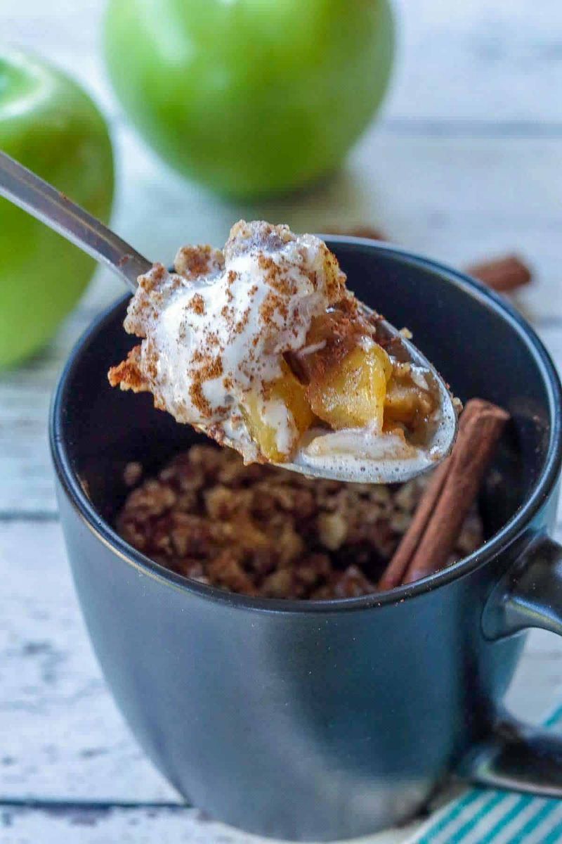 Apple Cinnamon Mug Crumble