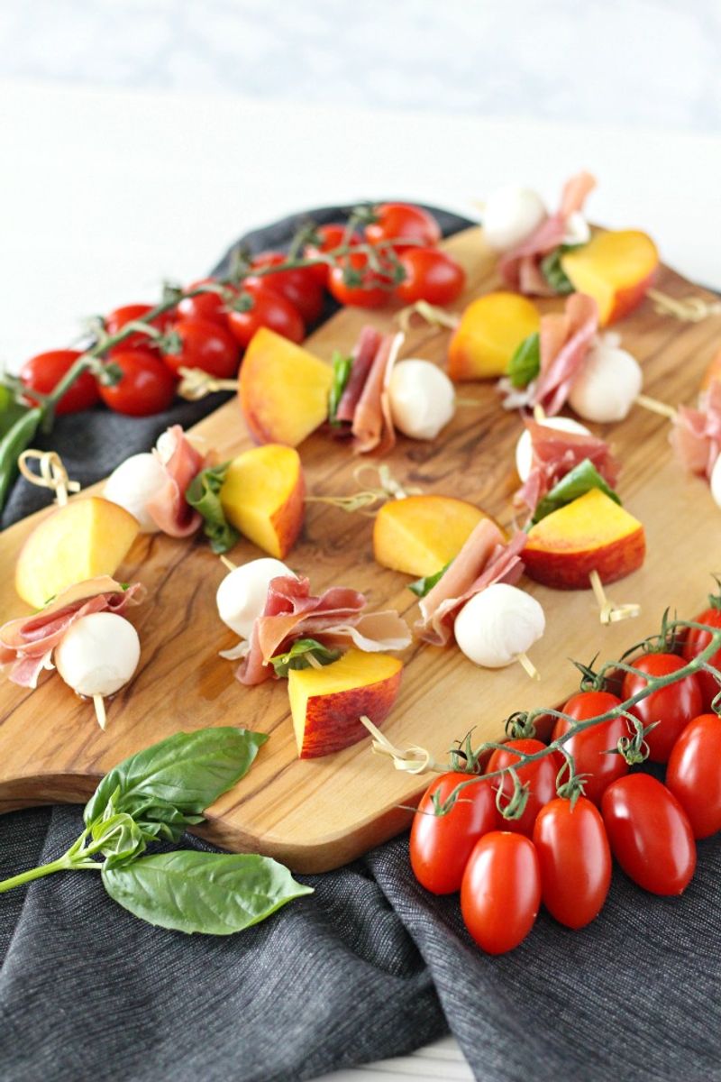 Grilled Peach & Prosciutto Skewers