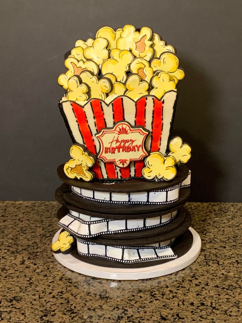 Popcorn And Movie Theme Cake