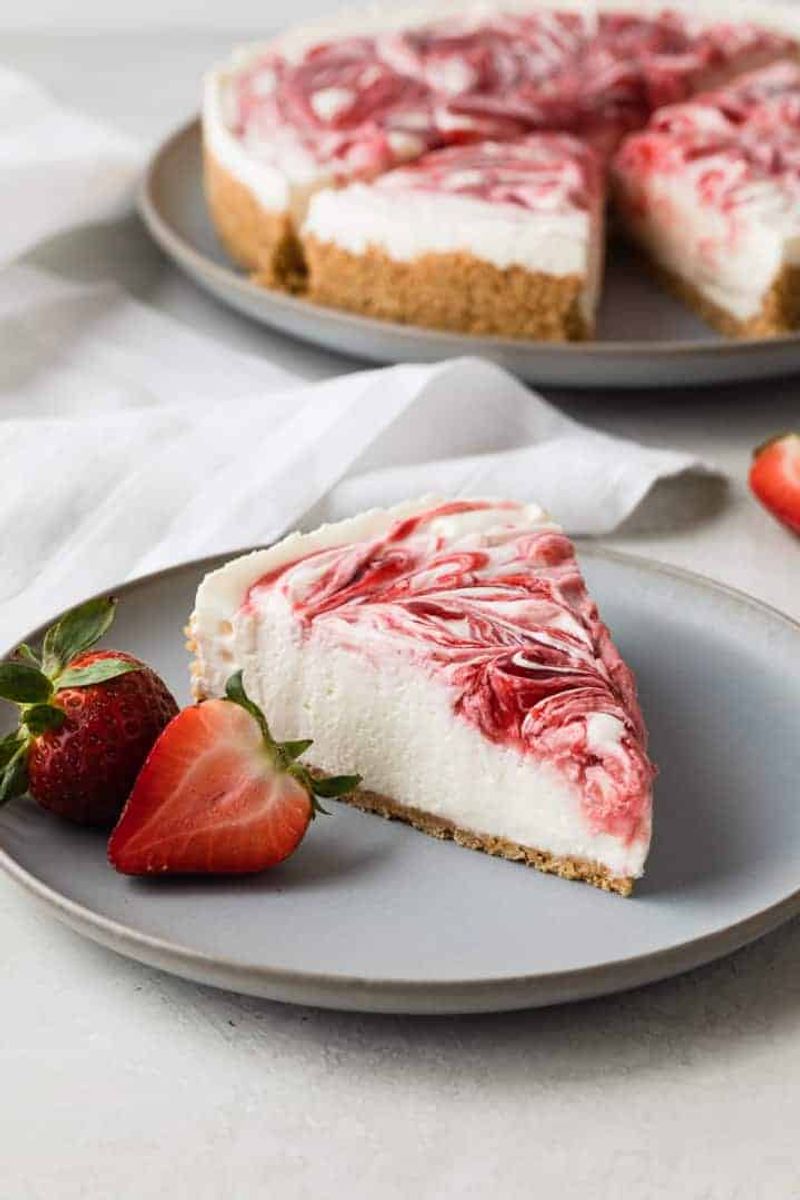 No-Bake Strawberry Cheesecake Shortcake
