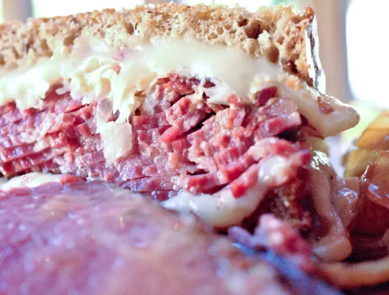 Applebee's: The Forgettable Grease Bomb