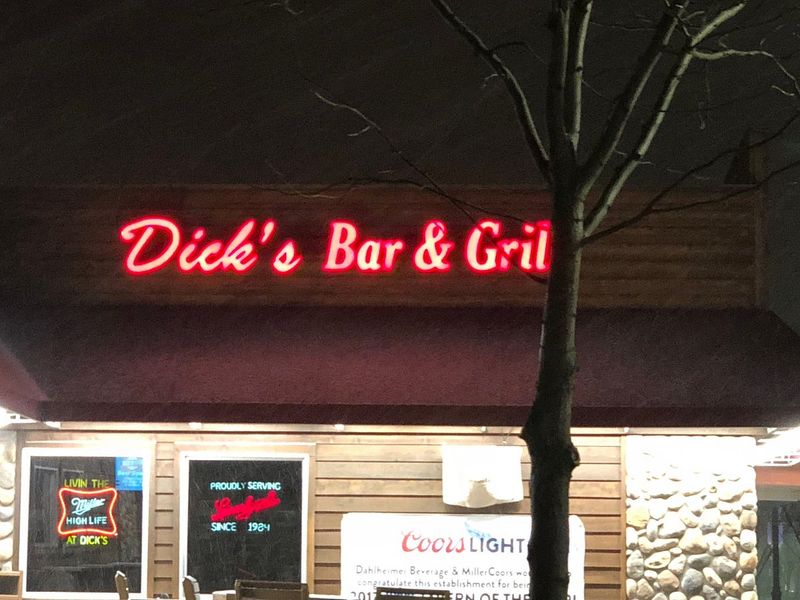 Dick’s Bar And Grill