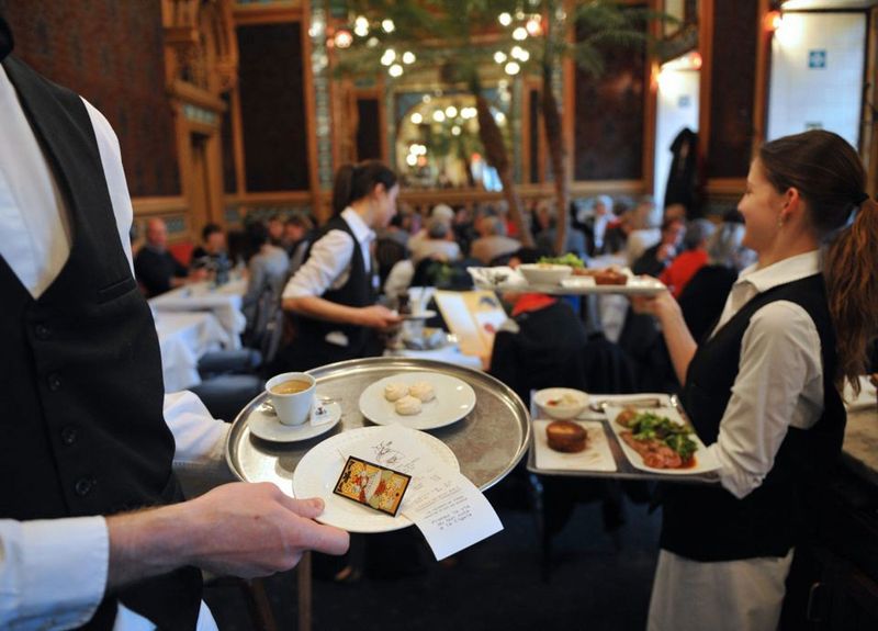 The Unwritten Rules Of Breakfast Room Etiquette