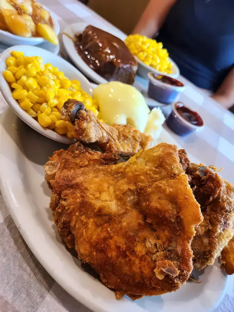 Yoder's Restaurant & Amish Village - Sarasota, FL
