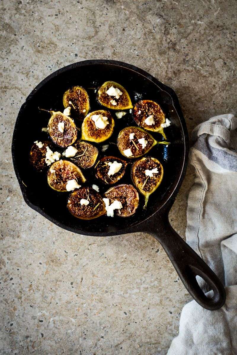 Plump Figs With Honey