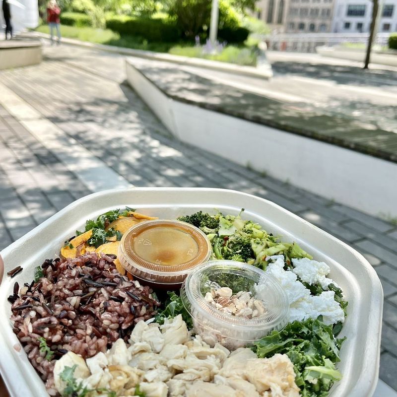 Chopt: Salad Masters With Mezzaluna Magic