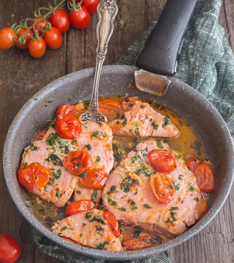 Italian Herb-Stuffed Tuna Pockets