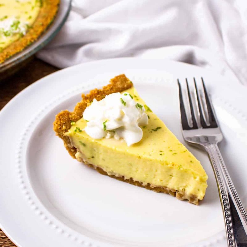 Key Lime Yogurt Pie