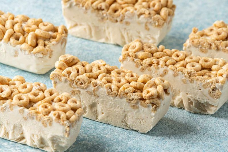 Breakfast Cereal Milk Bars