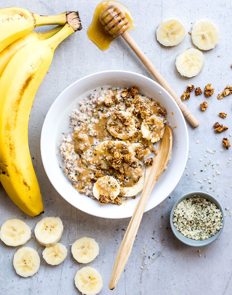 Banana Almond Oatmeal