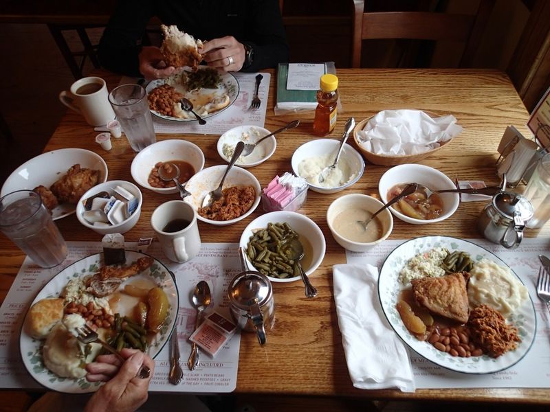 Virginia - The Homeplace Restaurant