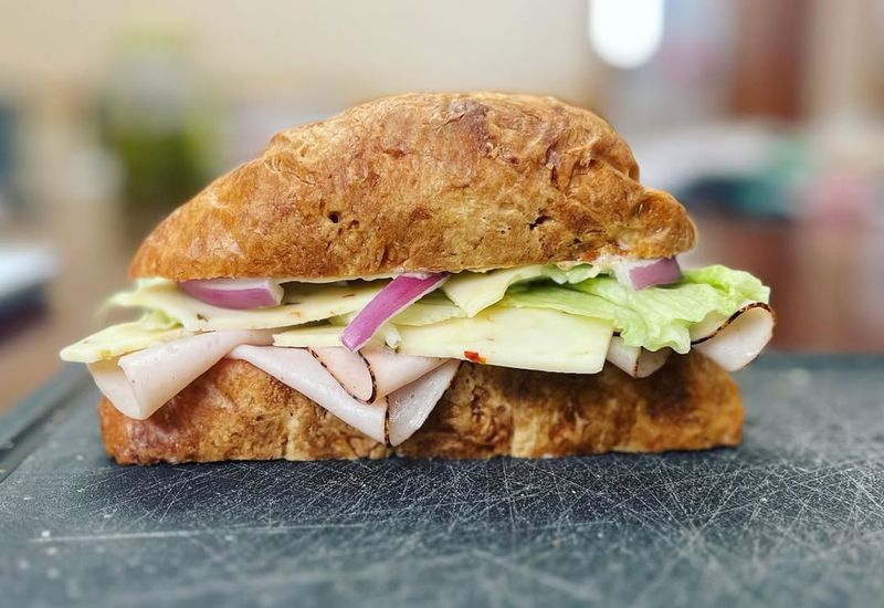West Virginia: Tudor's Biscuit World