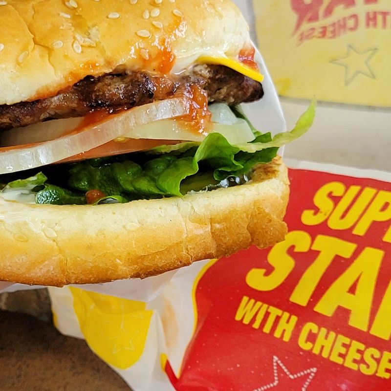 Carl's Jr./Hardee's: Greasy Disappointment