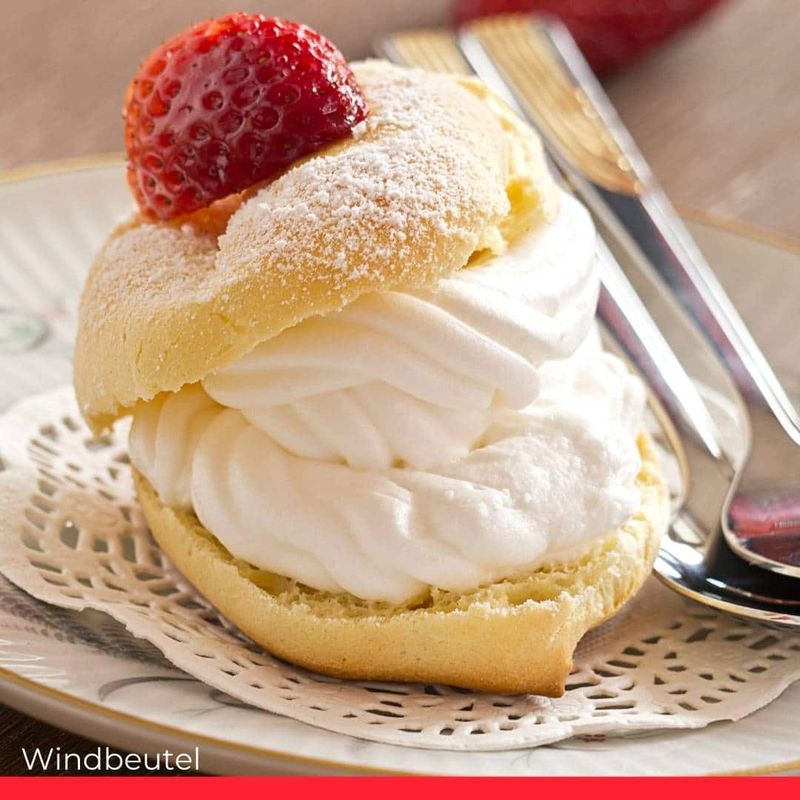 Windbeutel (Cream Puffs)