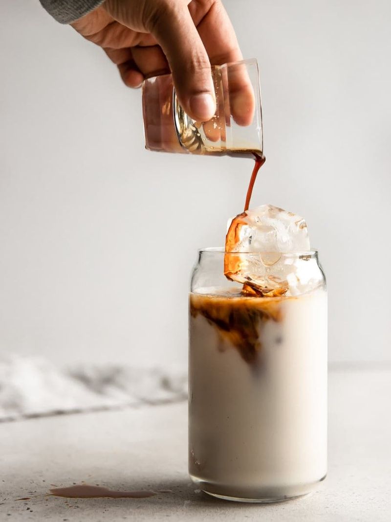 Iced Vanilla Latte