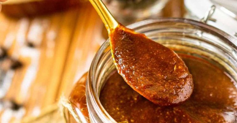 18 Irresistible BBQ Sauces Made For Chicken