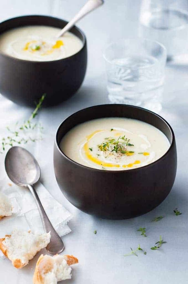 Creamy Cauliflower Soup