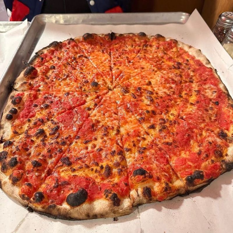 Sally's Apizza