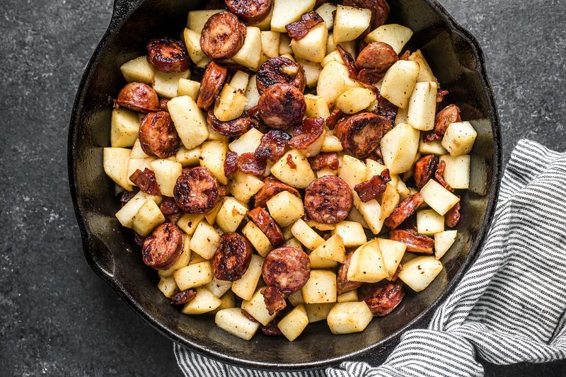 Apple Bacon Breakfast Skillet