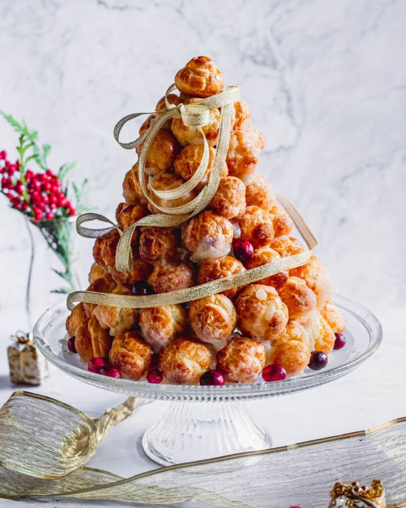 Croquembouche