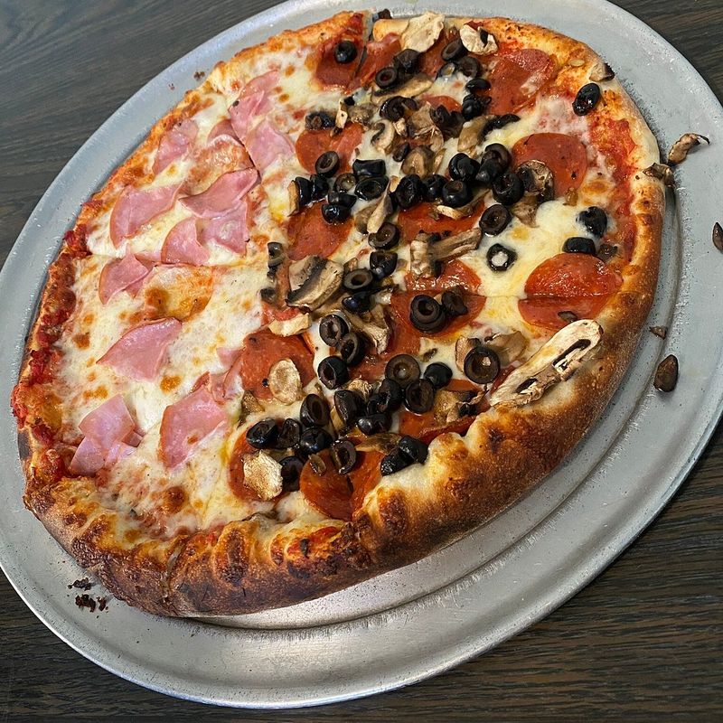 Mama Z’s Pizza Shack – Bakersfield, CA